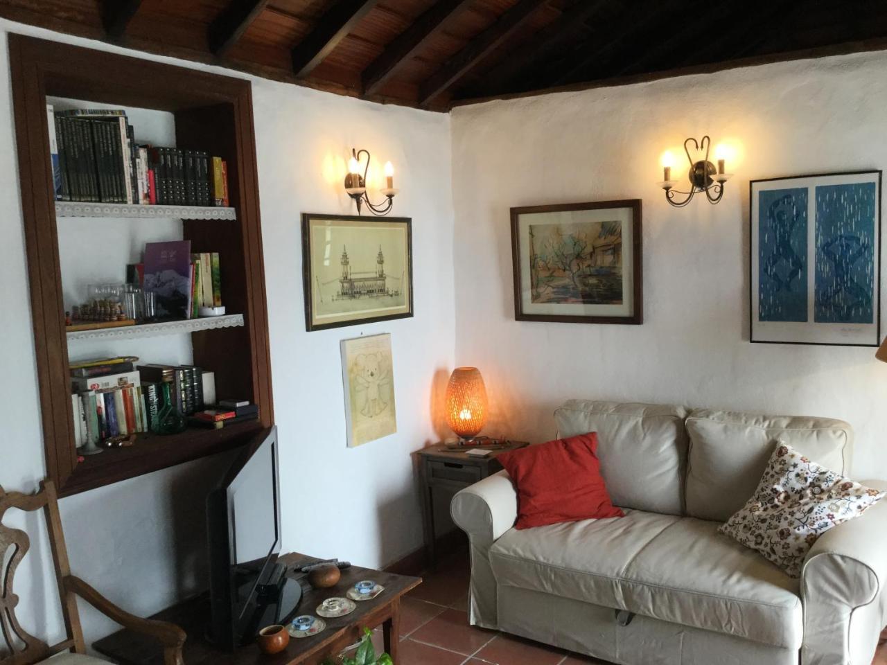 Finca Valentina Tigalate Luaran gambar
